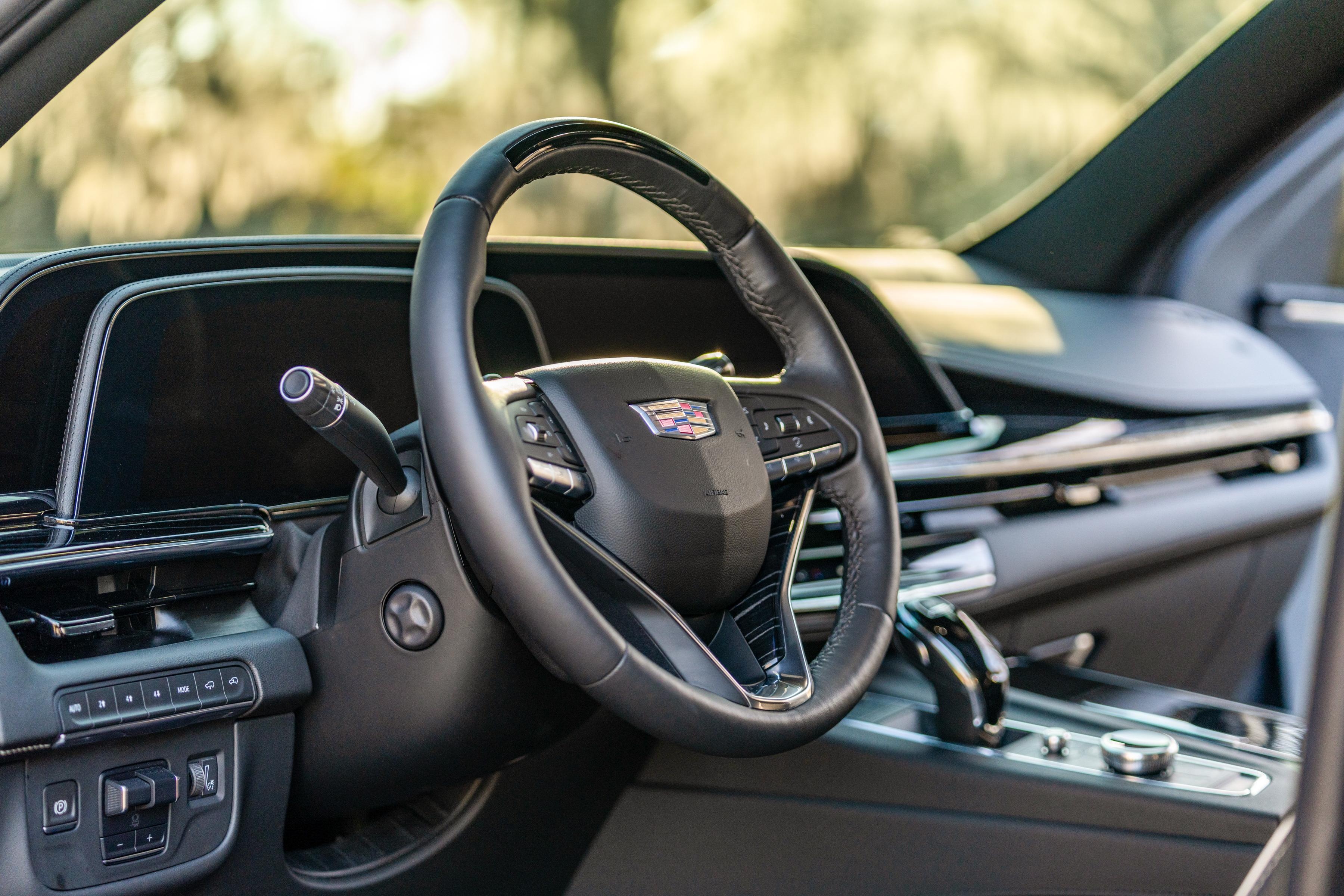 2023 Cadillac Escalade ESV Sport