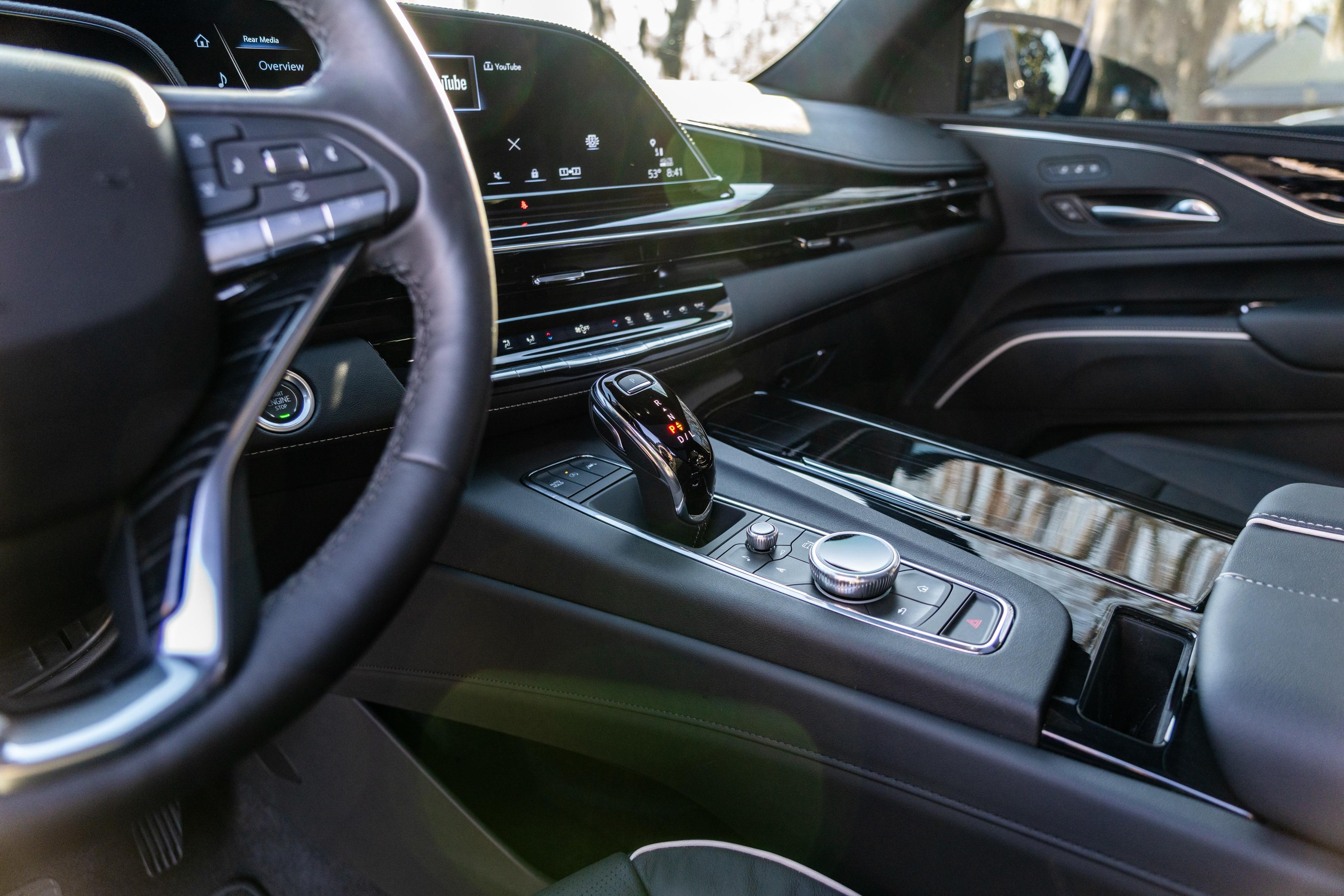 2023 Cadillac Escalade ESV Sport