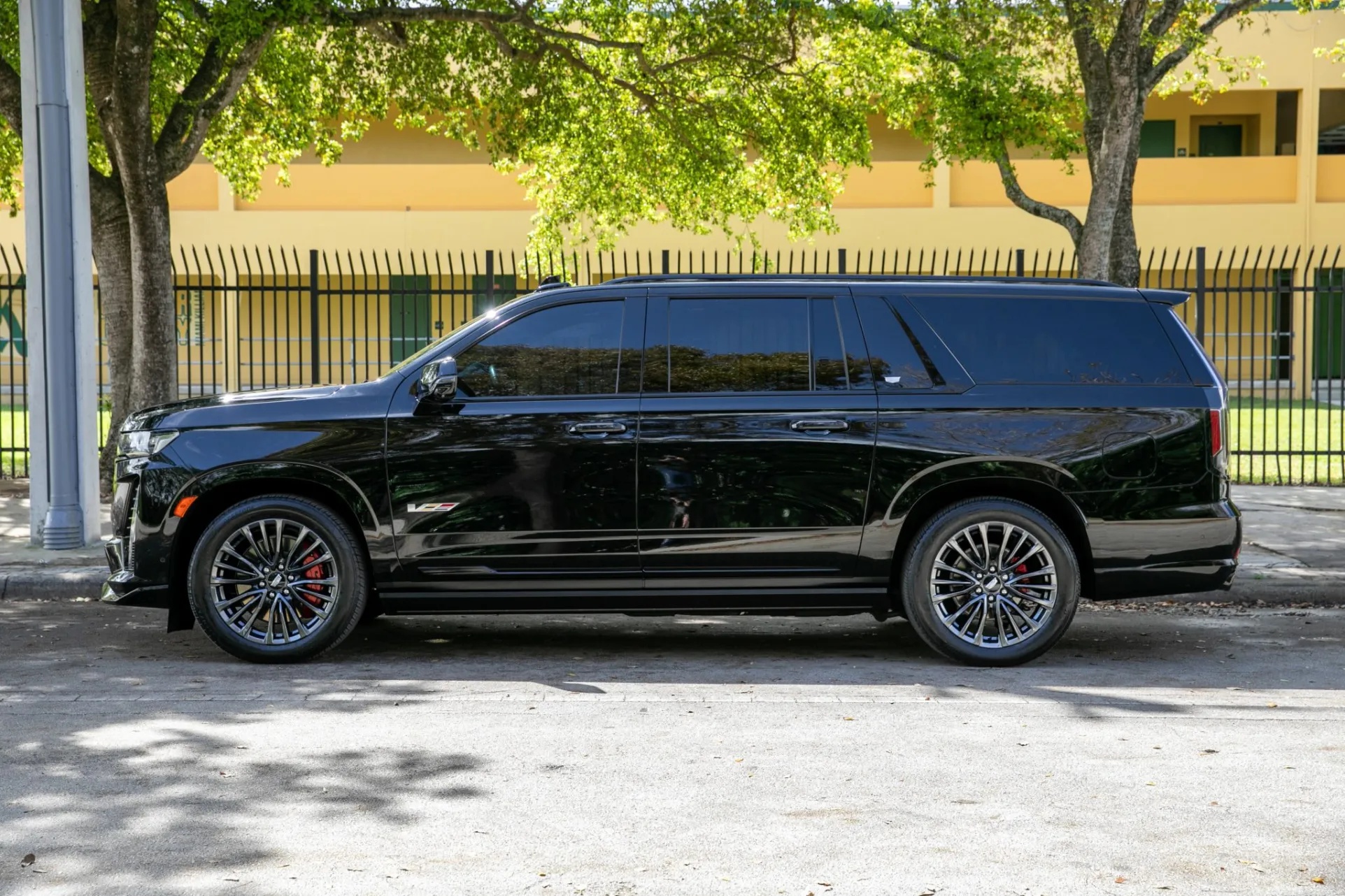 2023 Cadillac Escalade-V ESV