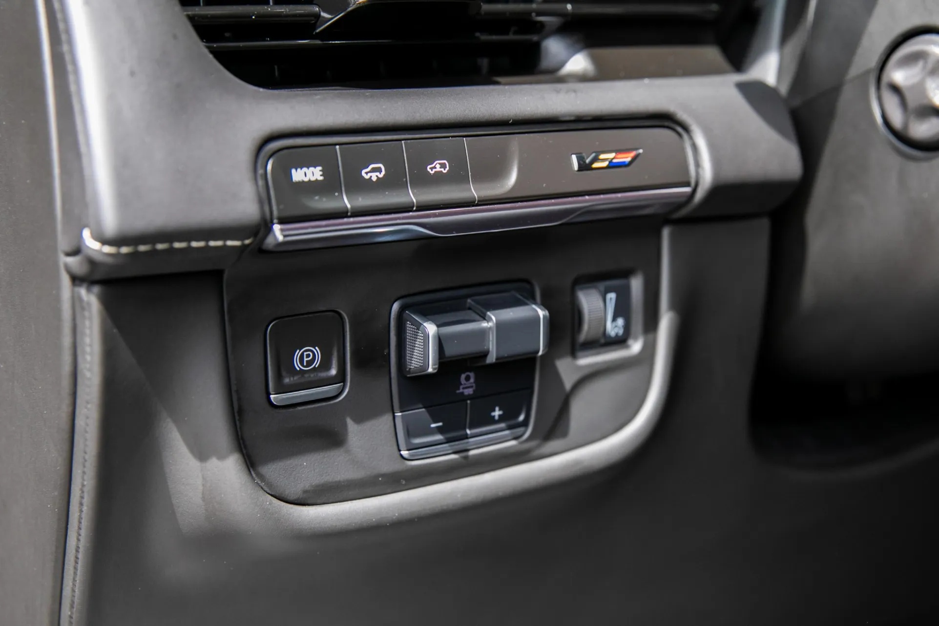 2023 Cadillac Escalade-V ESV