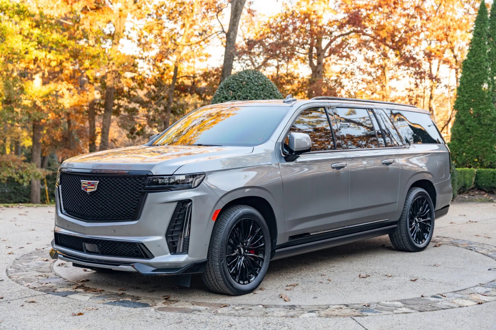 2023 Cadillac Escalade-V ESV