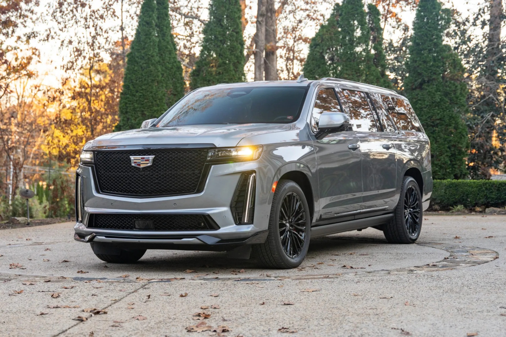 2023 Cadillac Escalade-V ESV