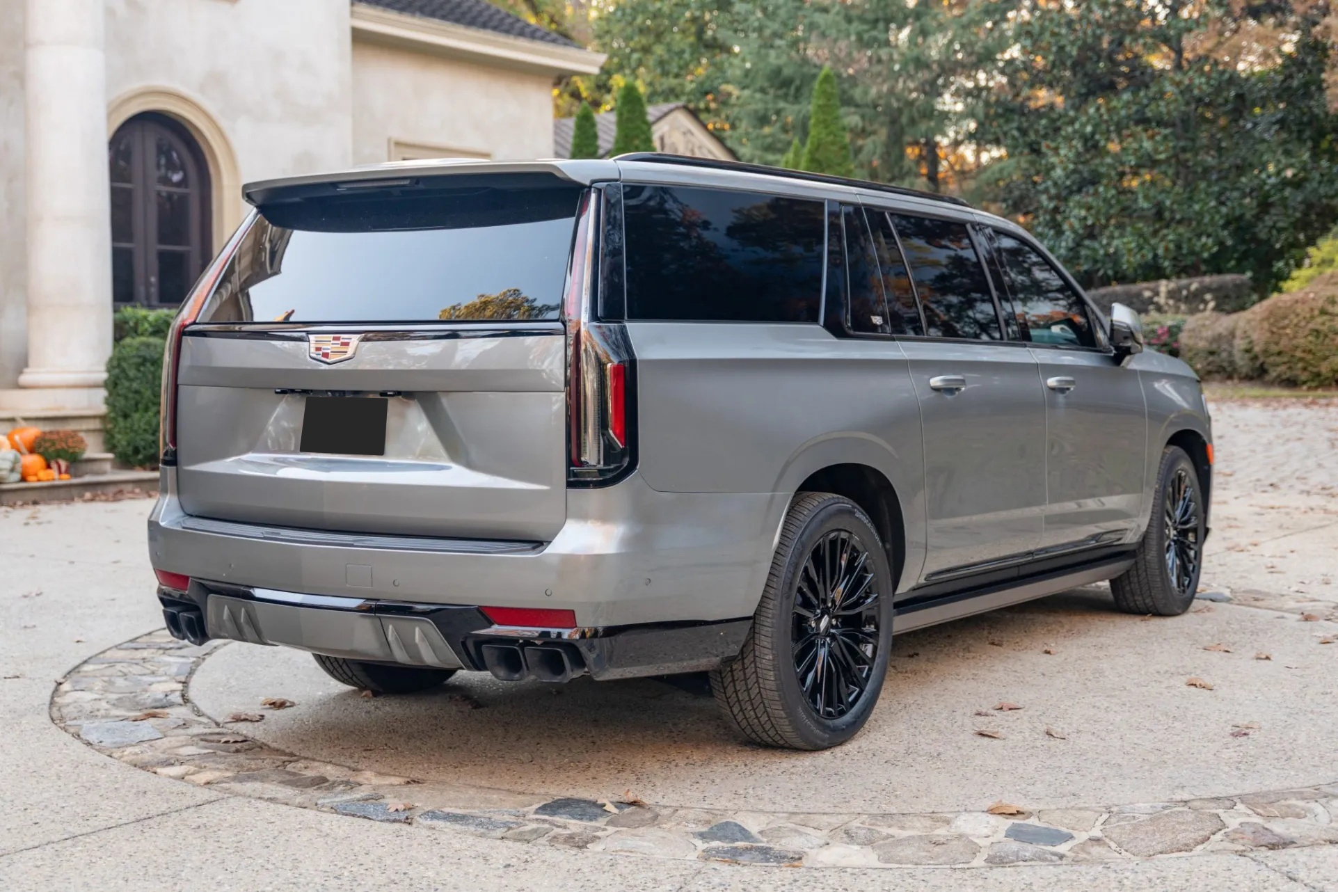 2023 Cadillac Escalade-V ESV