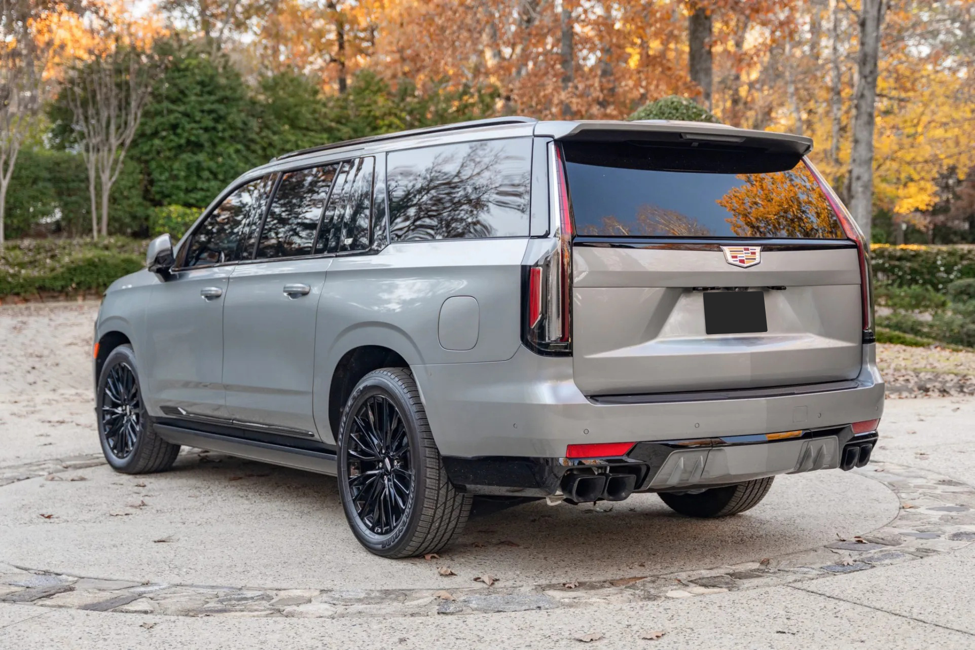 2023 Cadillac Escalade-V ESV