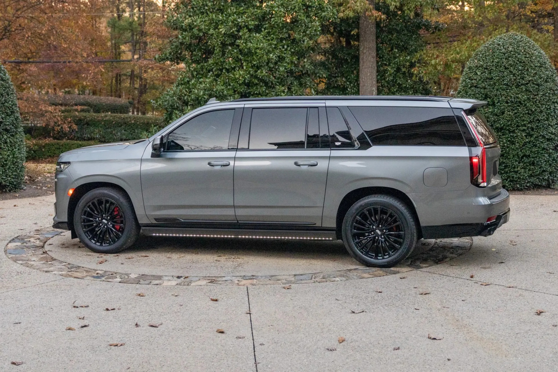 2023 Cadillac Escalade-V ESV
