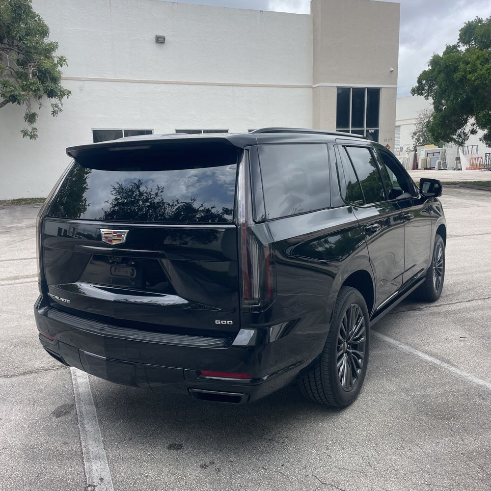 2025 Cadillac Escalade Sport Platinum