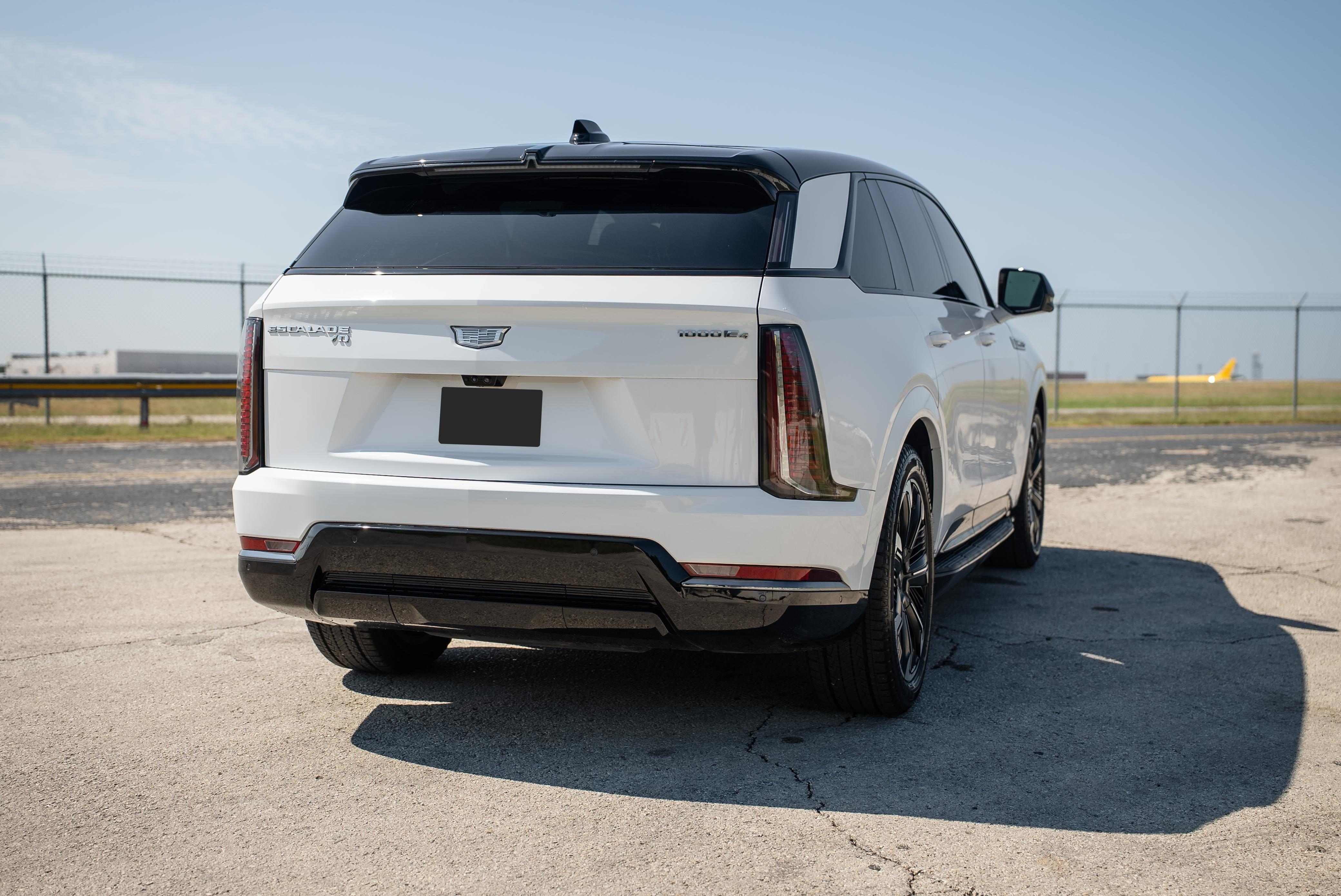 2025 Cadillac Escalade IQ Sport 2