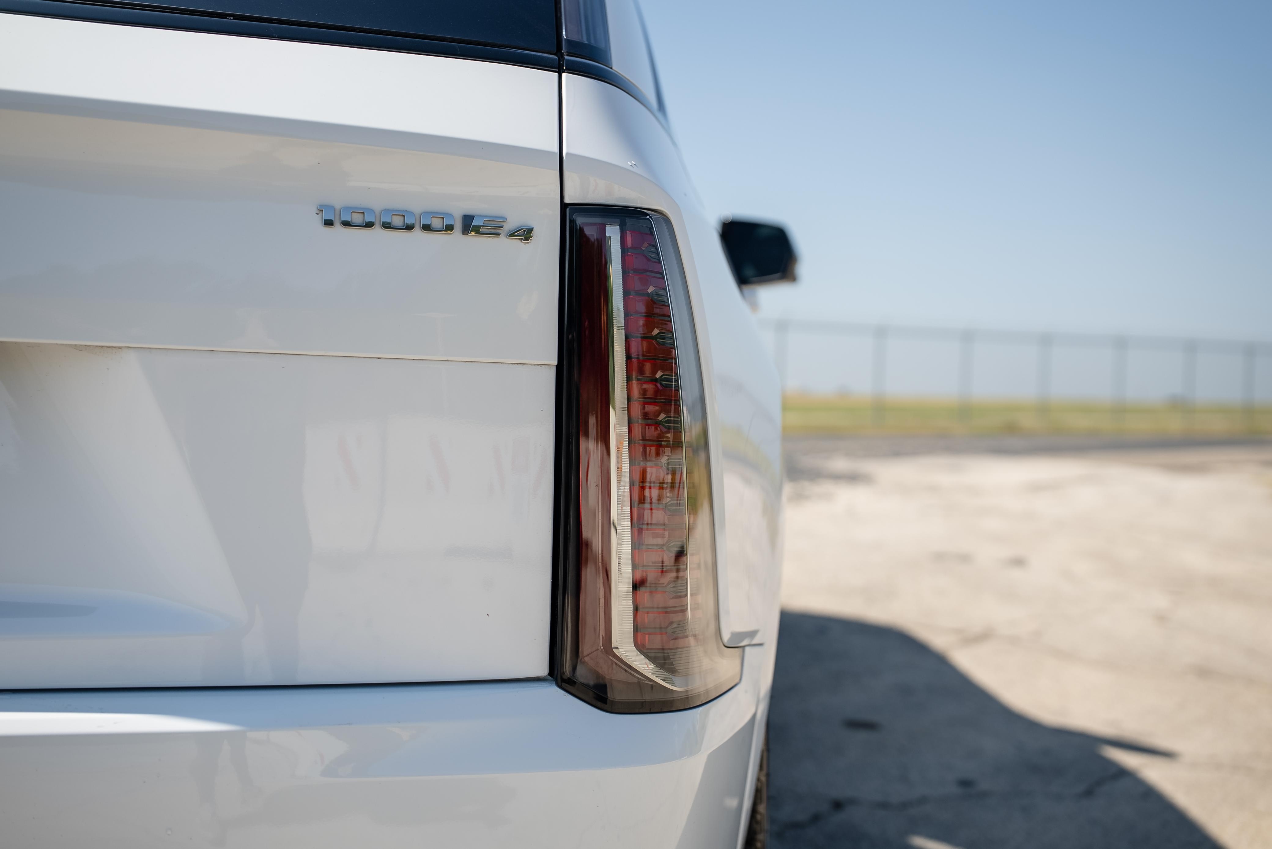2025 Cadillac Escalade IQ Sport 2