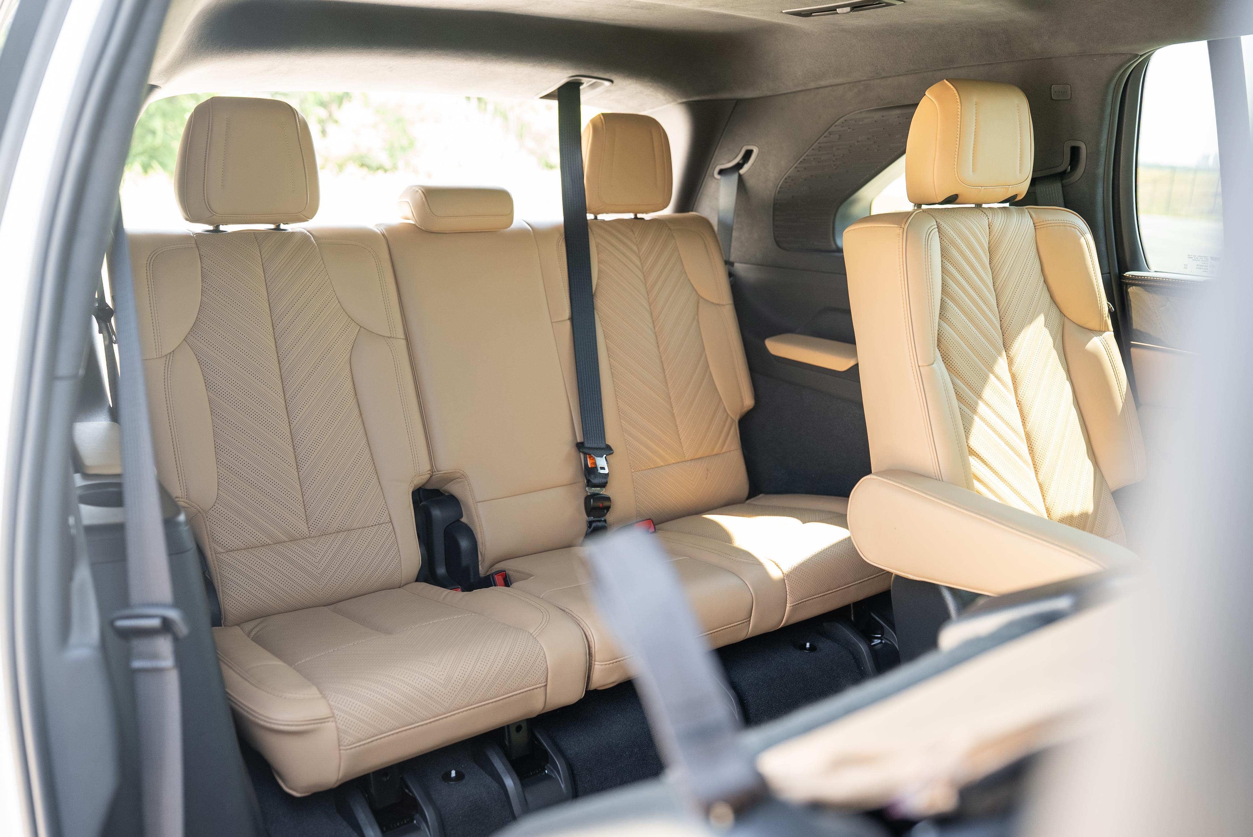 2025 Cadillac Escalade IQ Sport 2