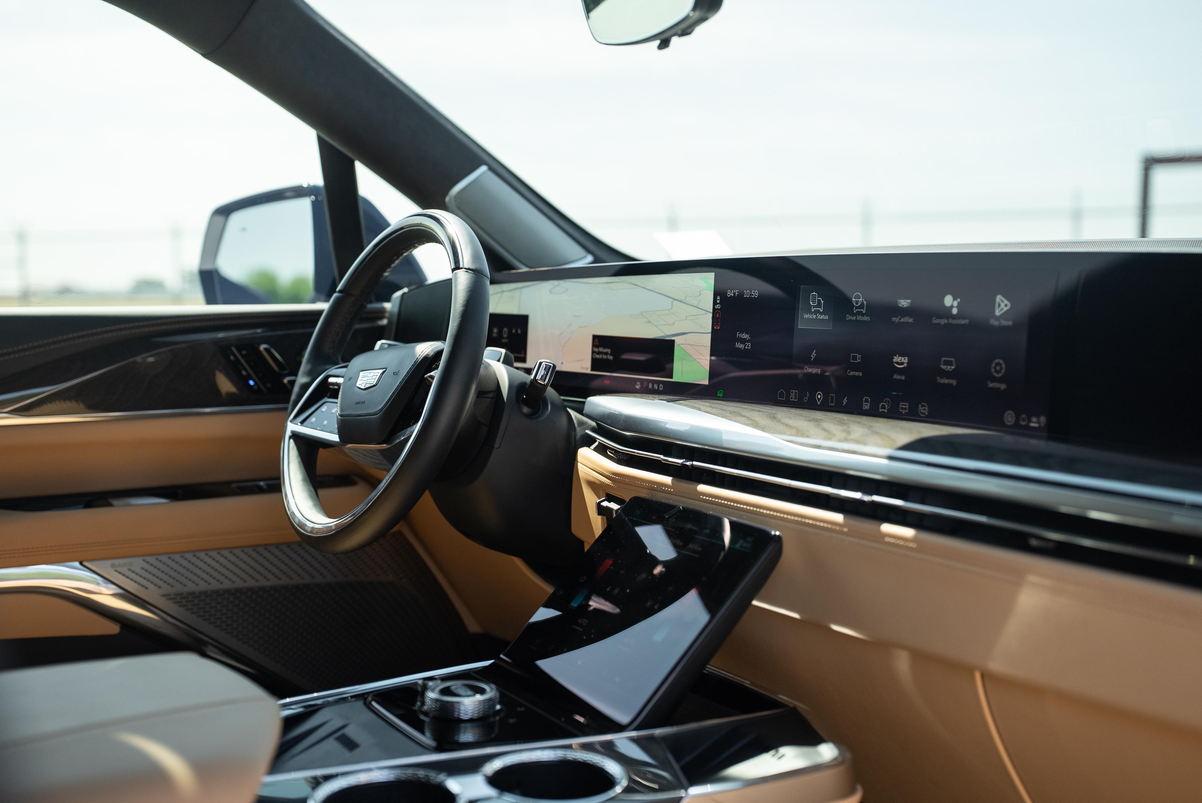 2025 Cadillac Escalade IQ Sport 2