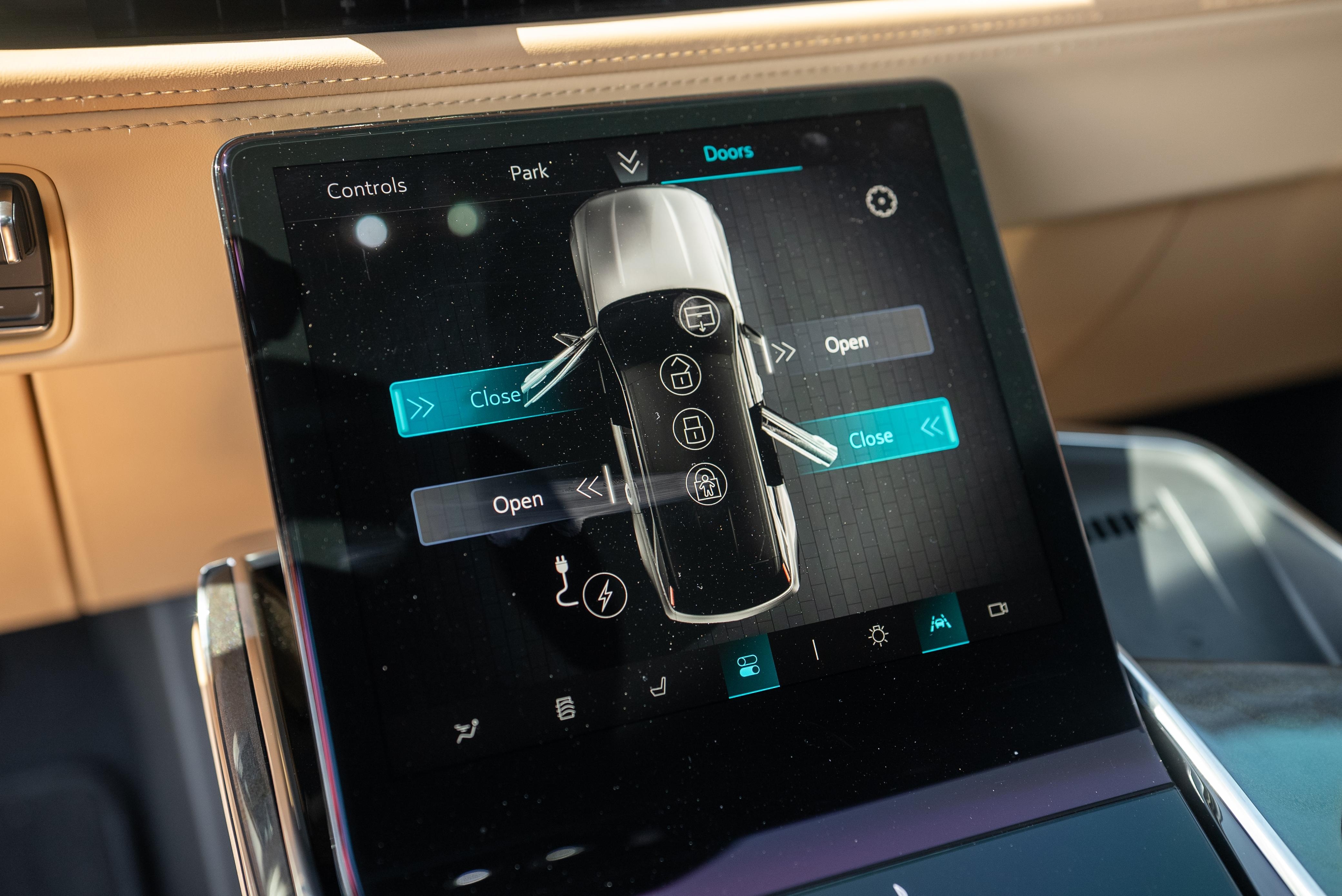 2025 Cadillac Escalade IQ Sport 2