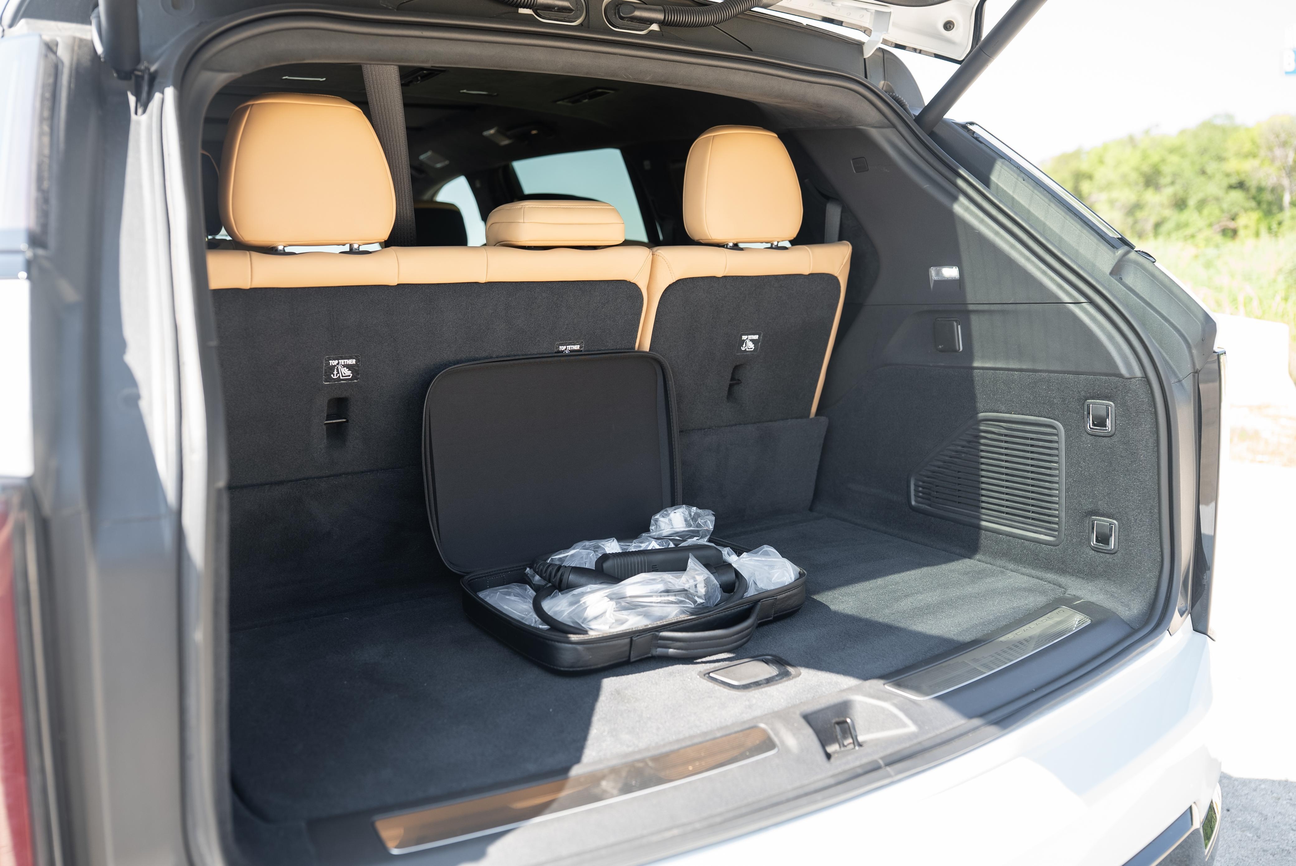 2025 Cadillac Escalade IQ Sport 2