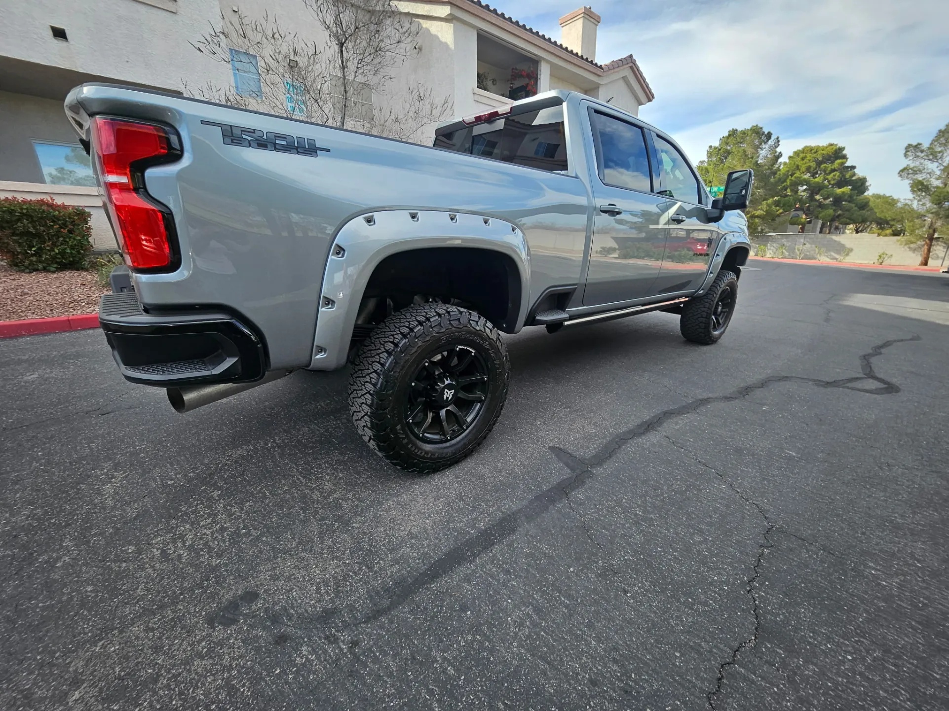 2025 Chevrolet Silverado 2500HD LTZ Crew Cab