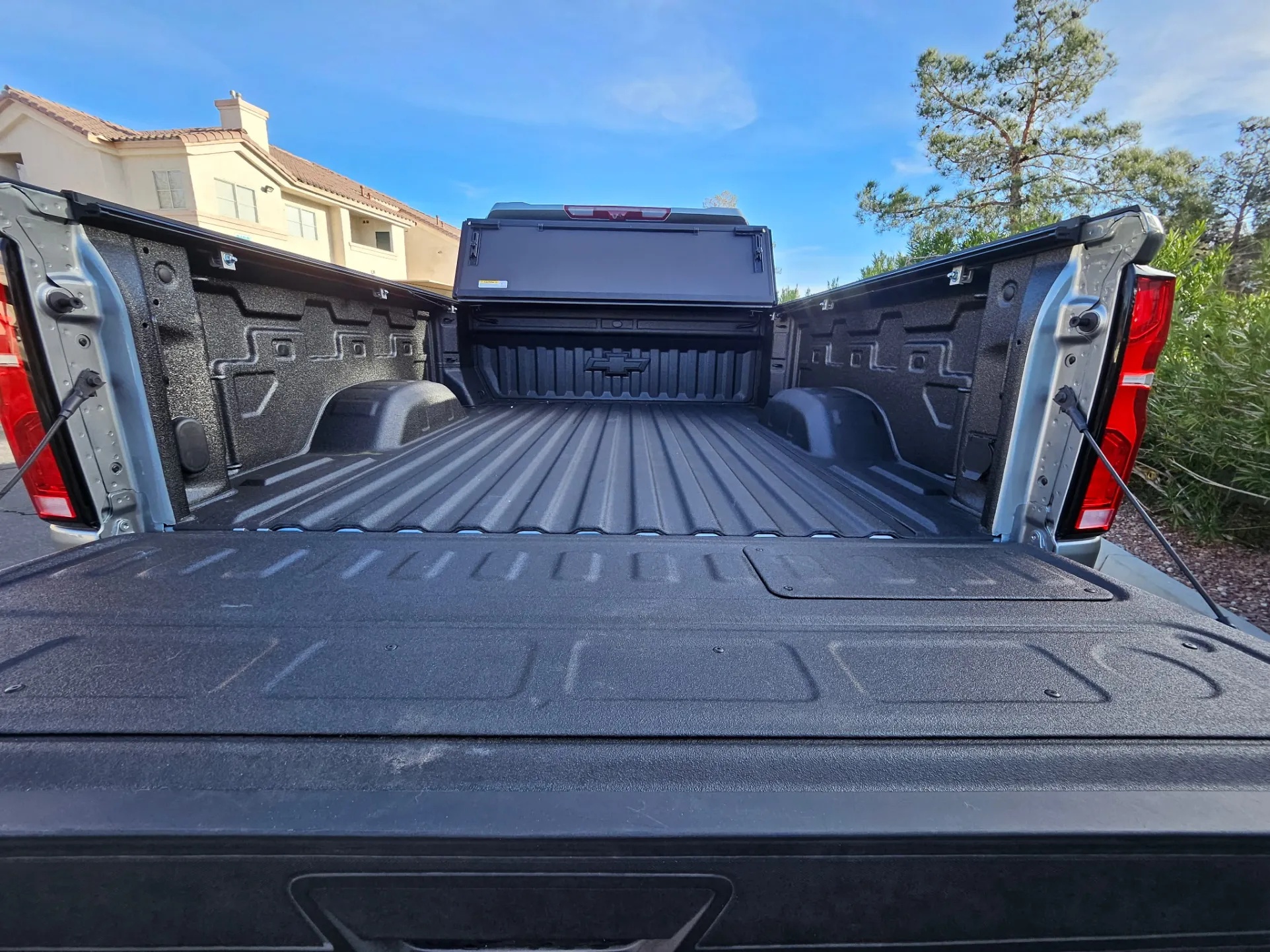 2025 Chevrolet Silverado 2500HD LTZ Crew Cab