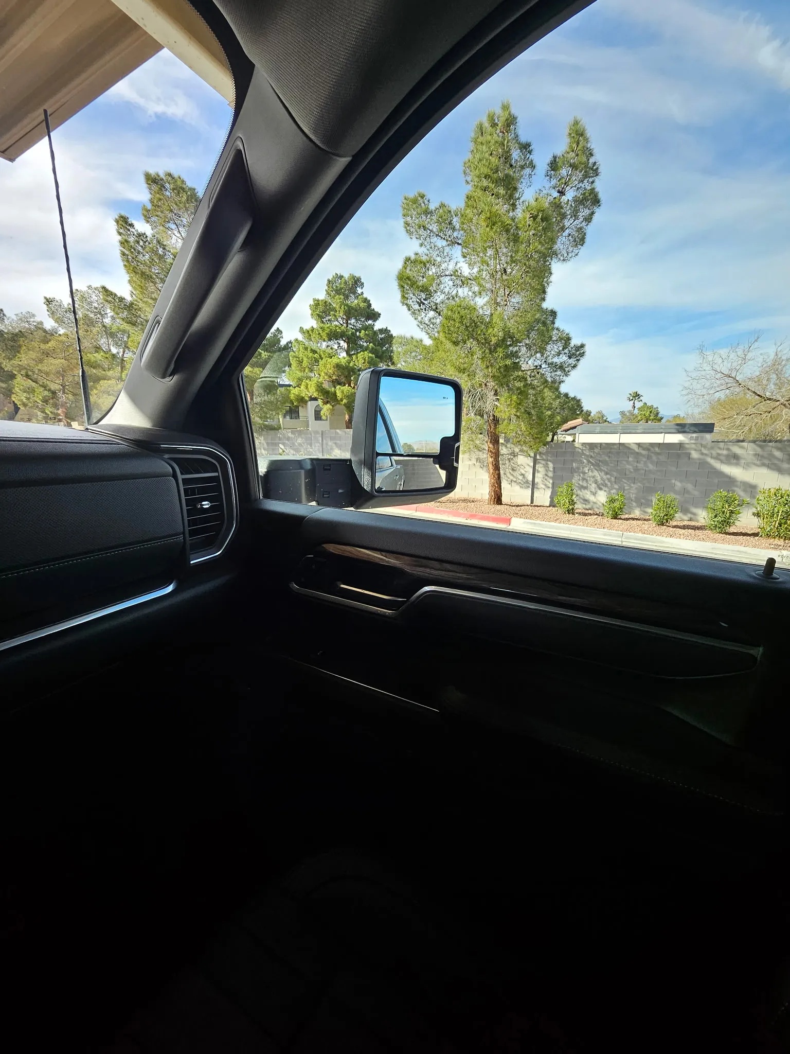 2025 Chevrolet Silverado 2500HD LTZ Crew Cab