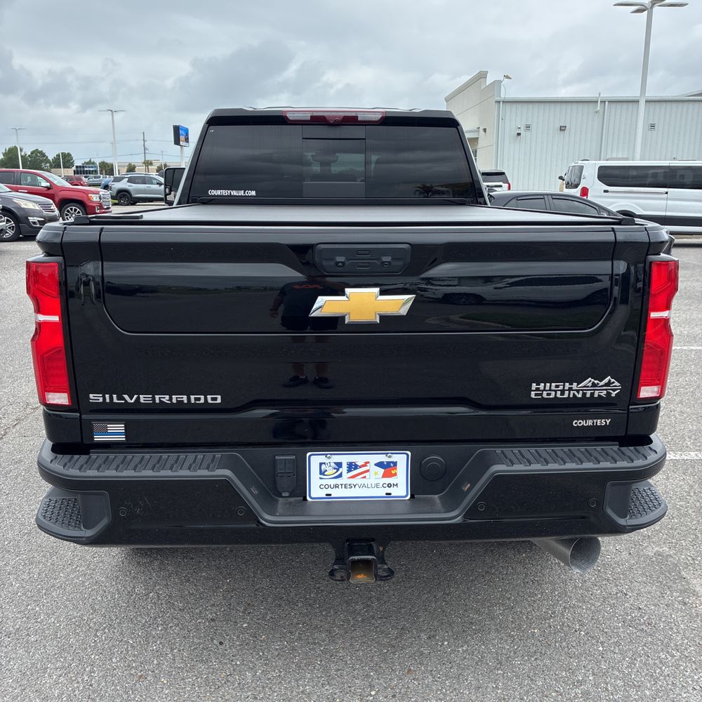 2025 Chevrolet Silverado 3500HD High Country