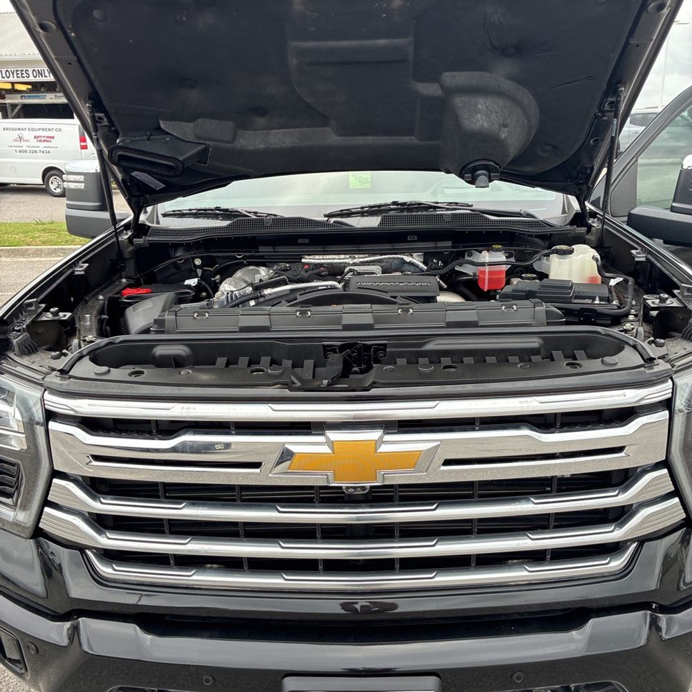 2025 Chevrolet Silverado 3500HD High Country