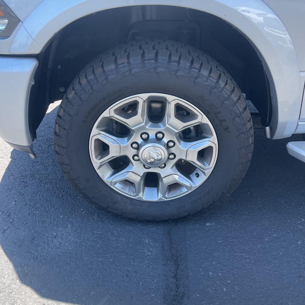 2018 Ram 3500 Limited Mega Cab 4x2 6'4" Box