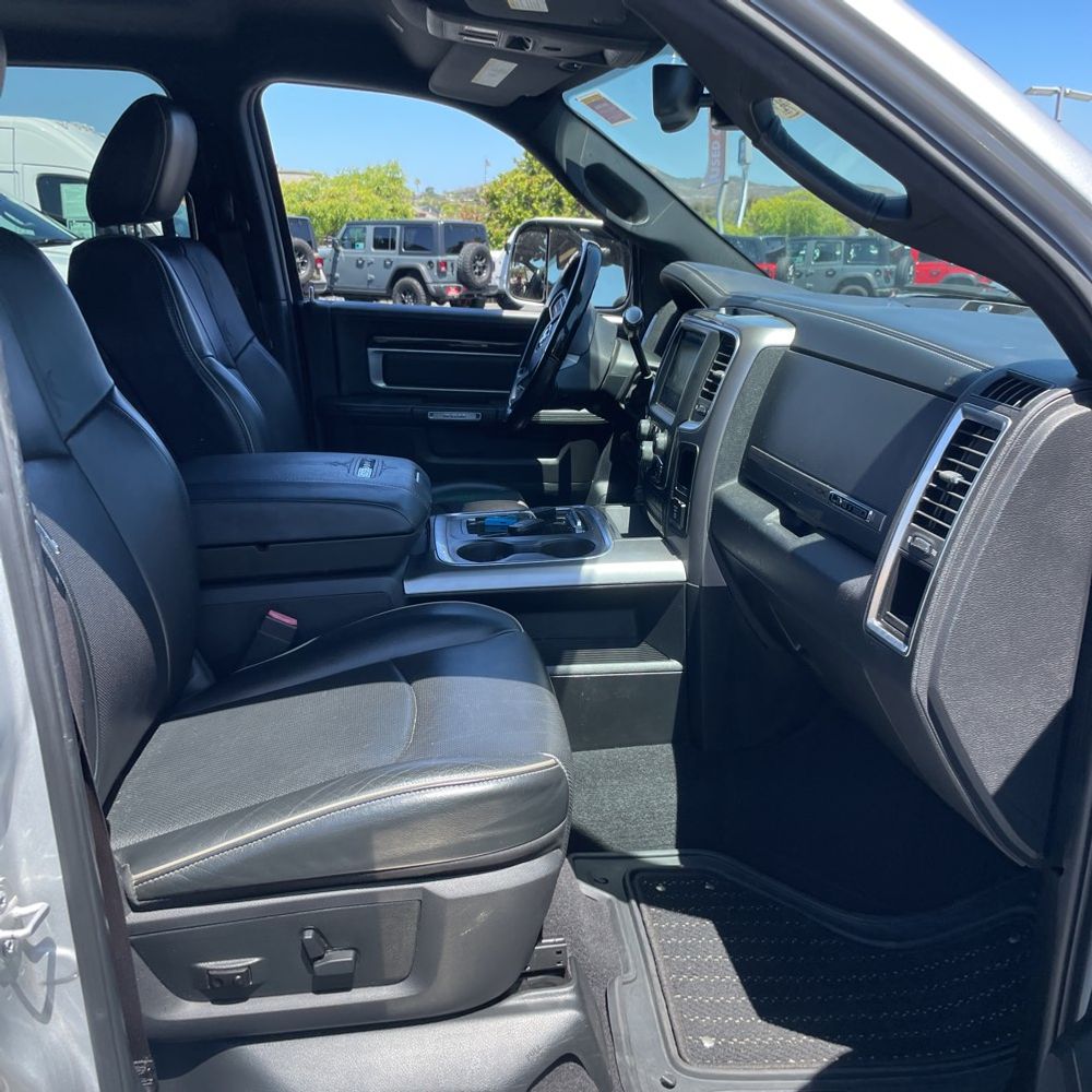 2018 Ram 3500 Limited Mega Cab 4x2 6'4" Box
