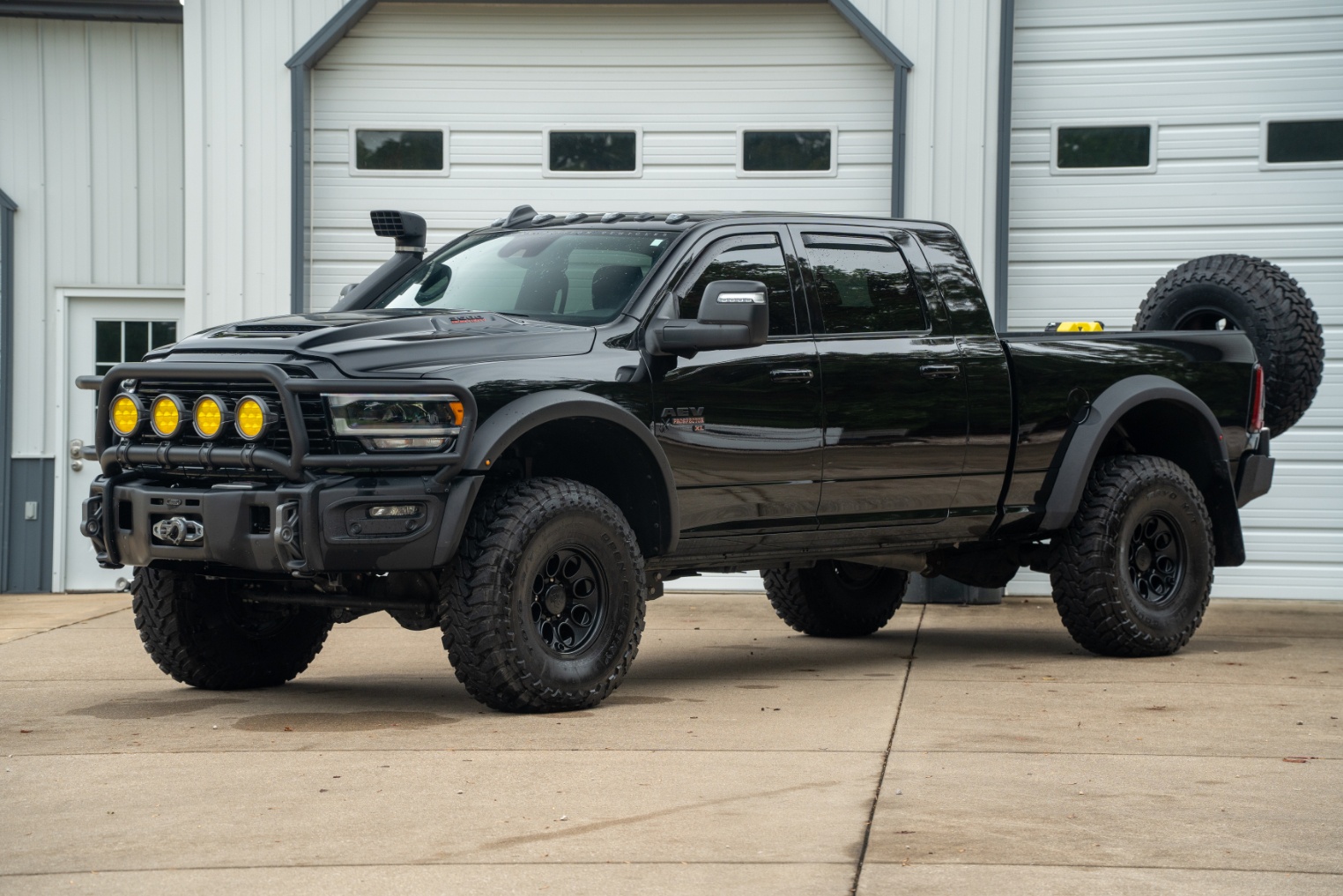 2024 Ram 3500 Laramie Mega Cab