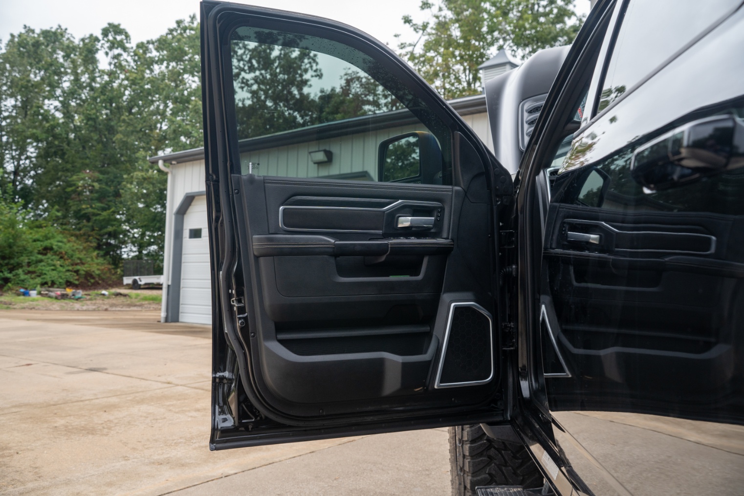 2024 Ram 3500 Laramie Mega Cab