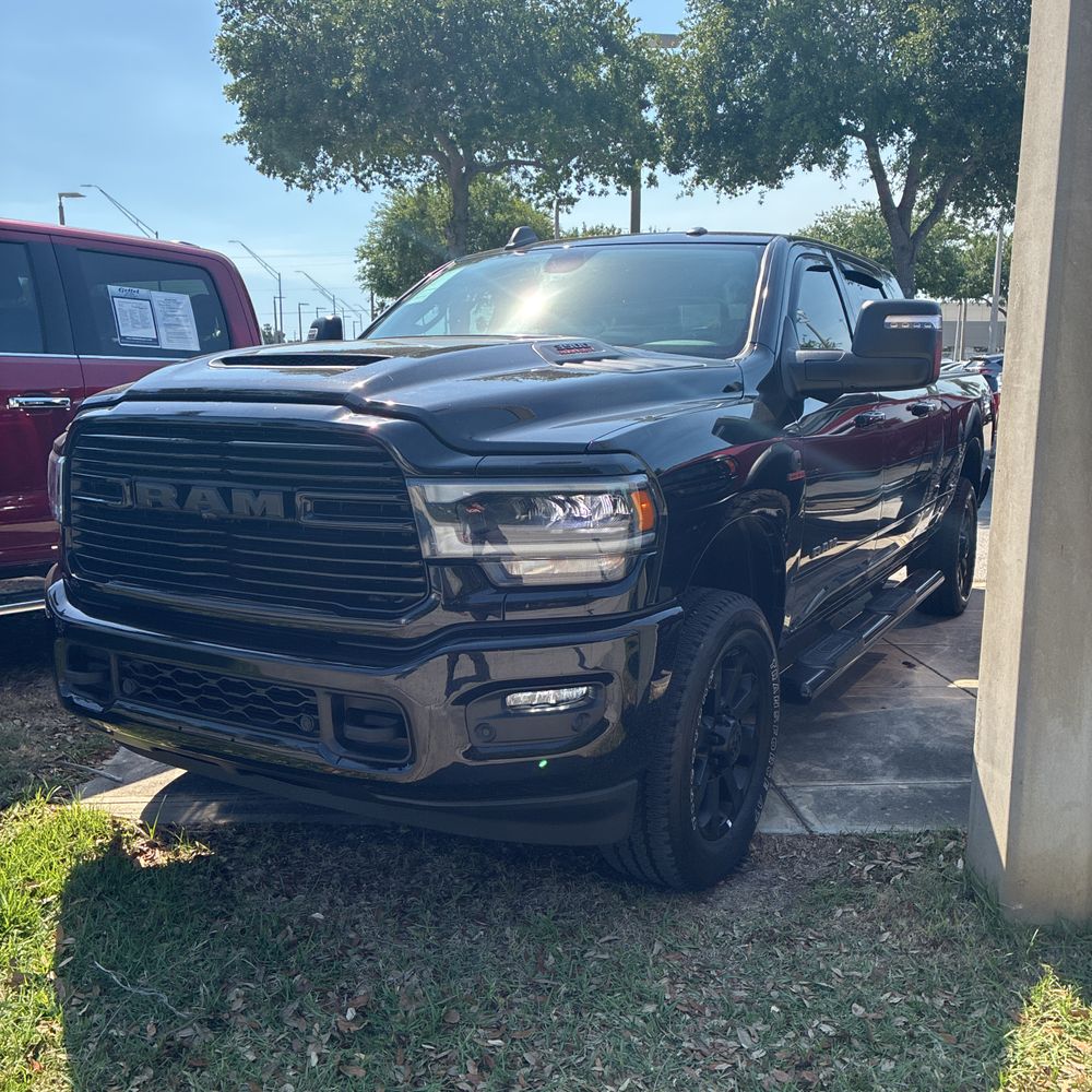 2024 Ram 3500 Laramie