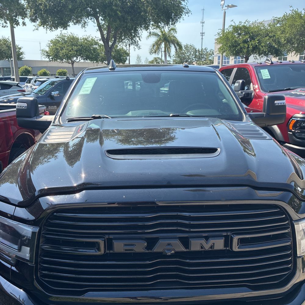 2024 Ram 3500 Laramie