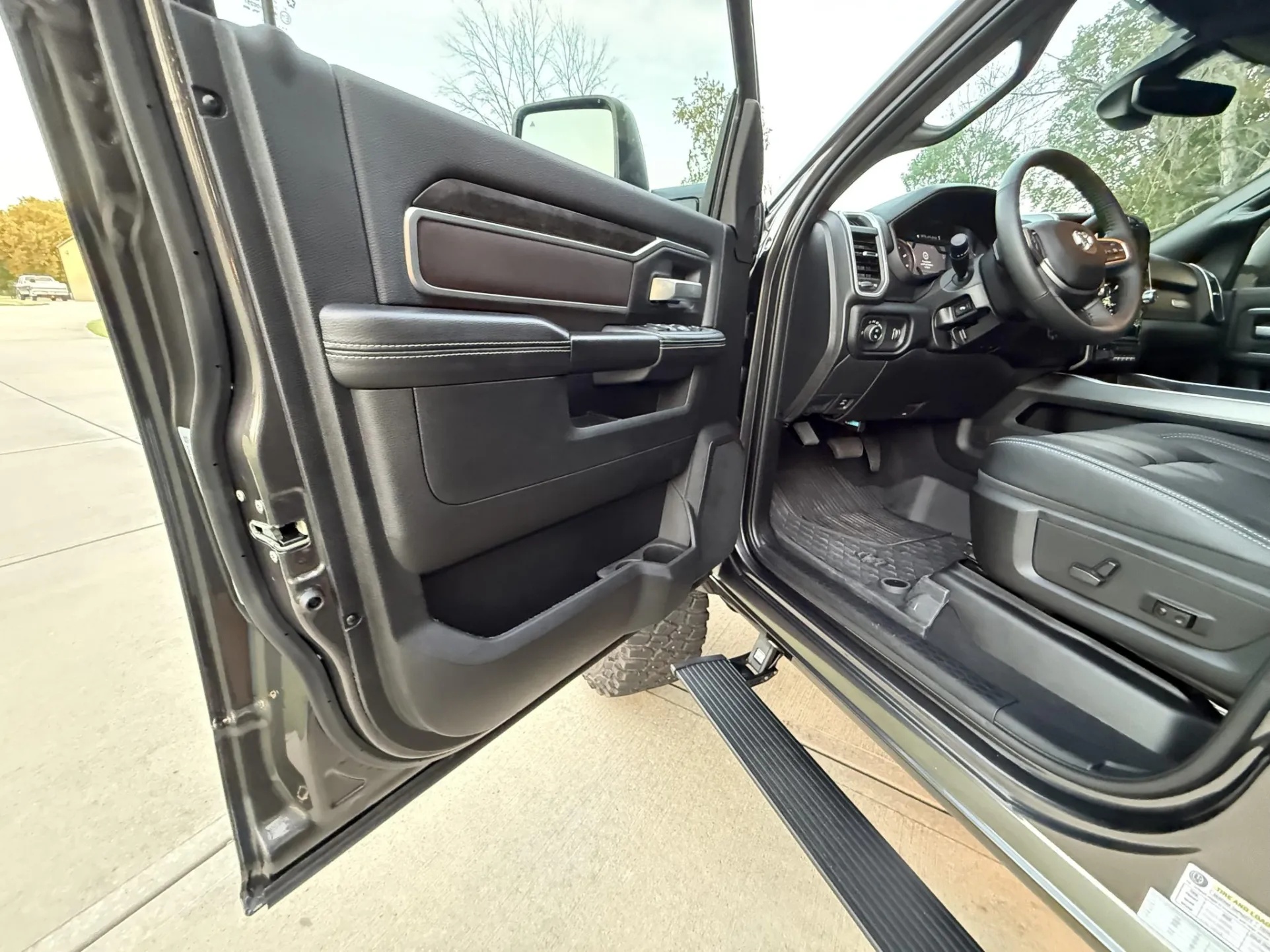 2024 Ram 2500 Big Horn Crew Cab