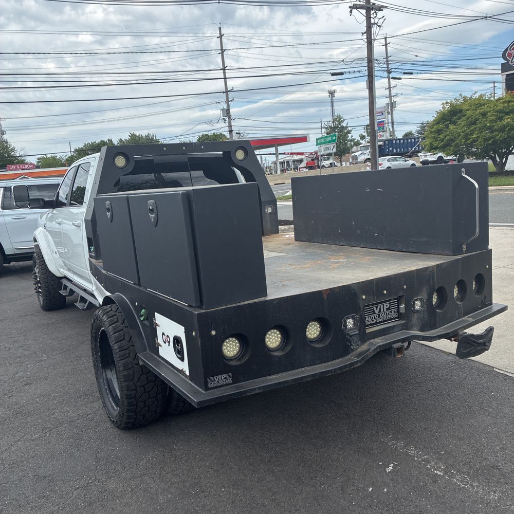 2022 Ram 5500 Chassis Tradesman/SLT/Laramie/Limited