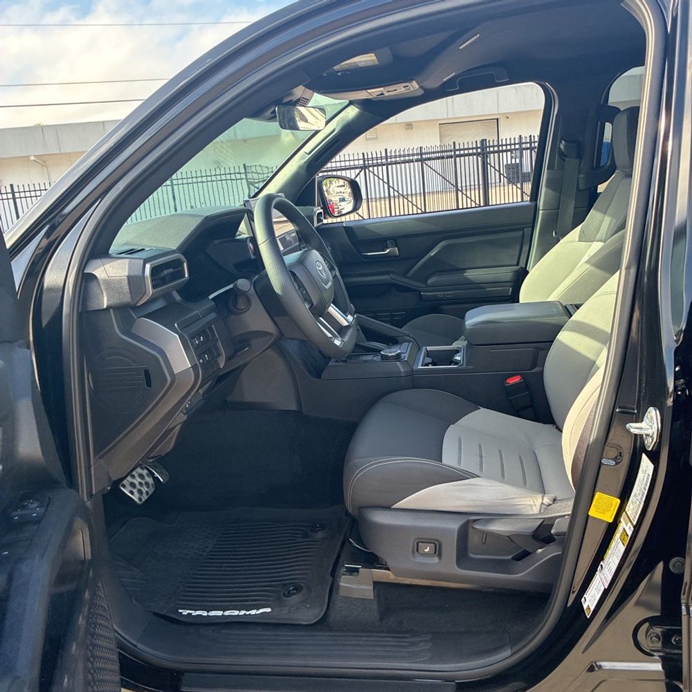 2025 Toyota Tacoma TRD Sport