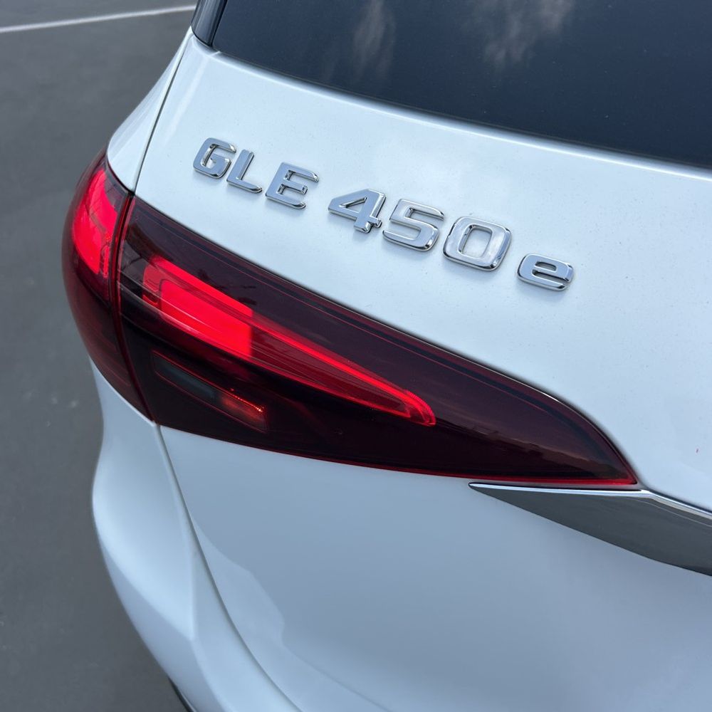 2025 Mercedes-Benz GLE 450e 4MATIC