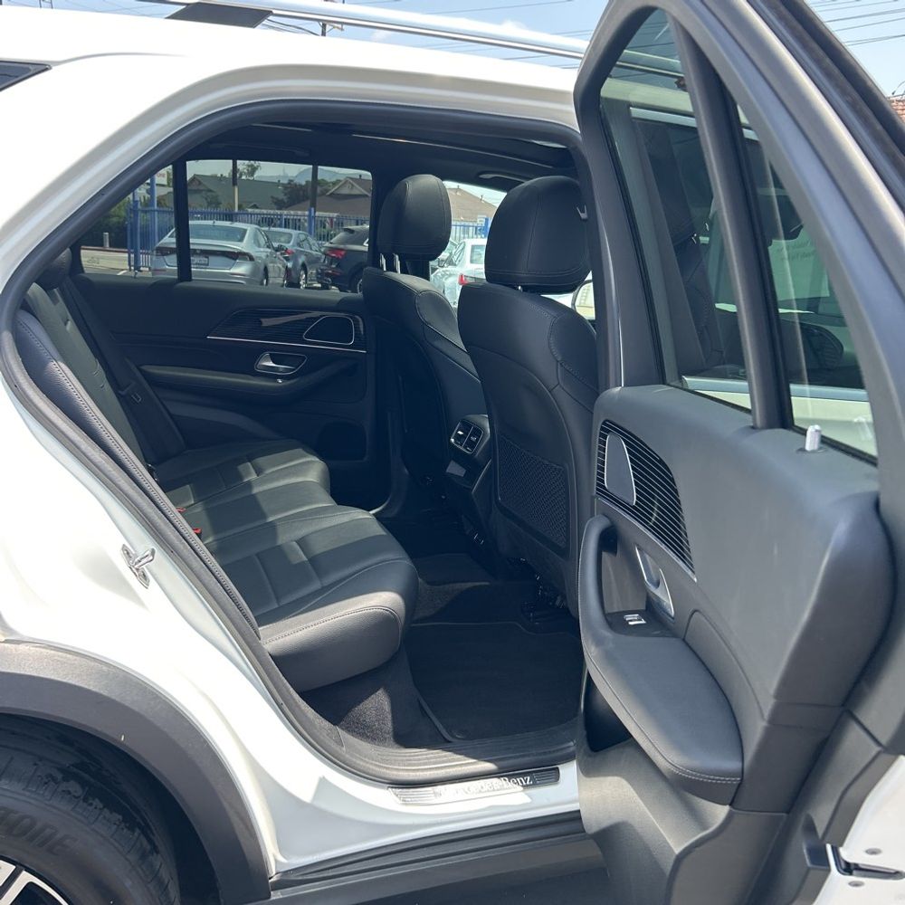 2025 Mercedes-Benz GLE 450e 4MATIC