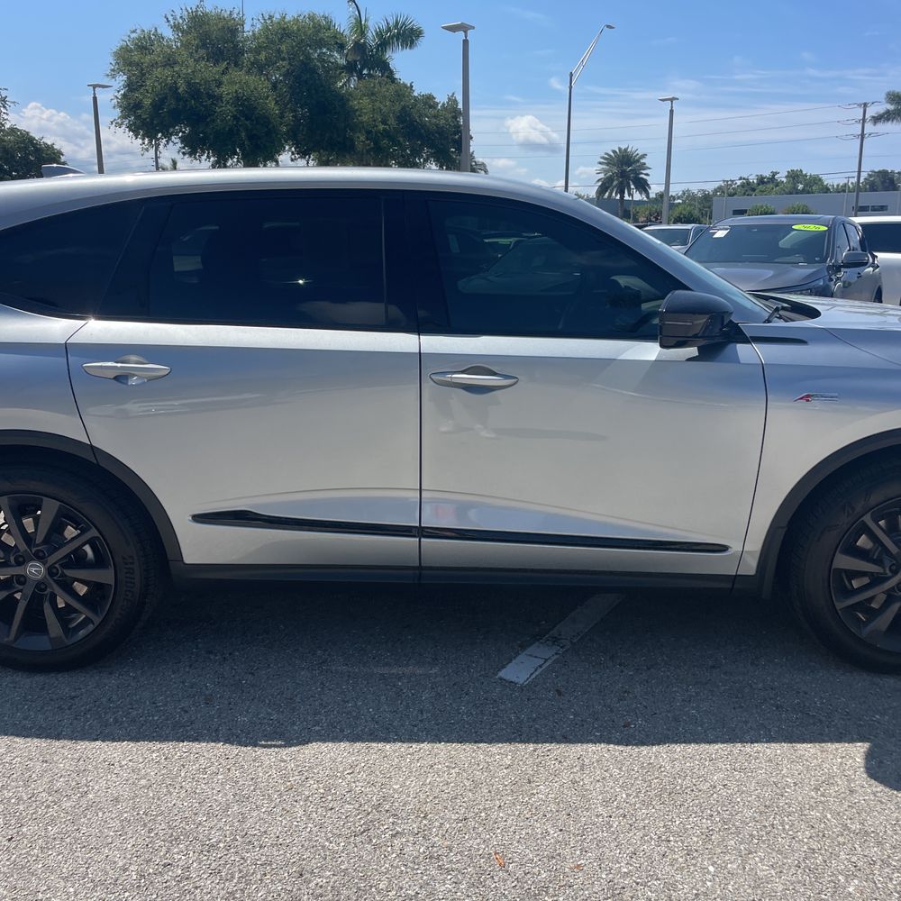 2026 Acura MDX SH-AWD w/A-SPEC