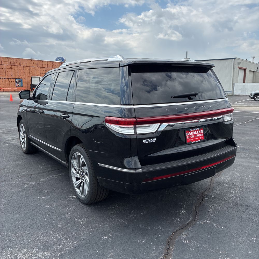 2023 Lincoln Navigator Reserve