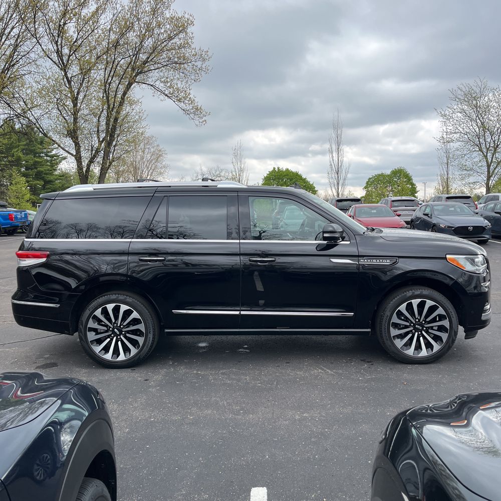 2022 Lincoln Navigator Reserve