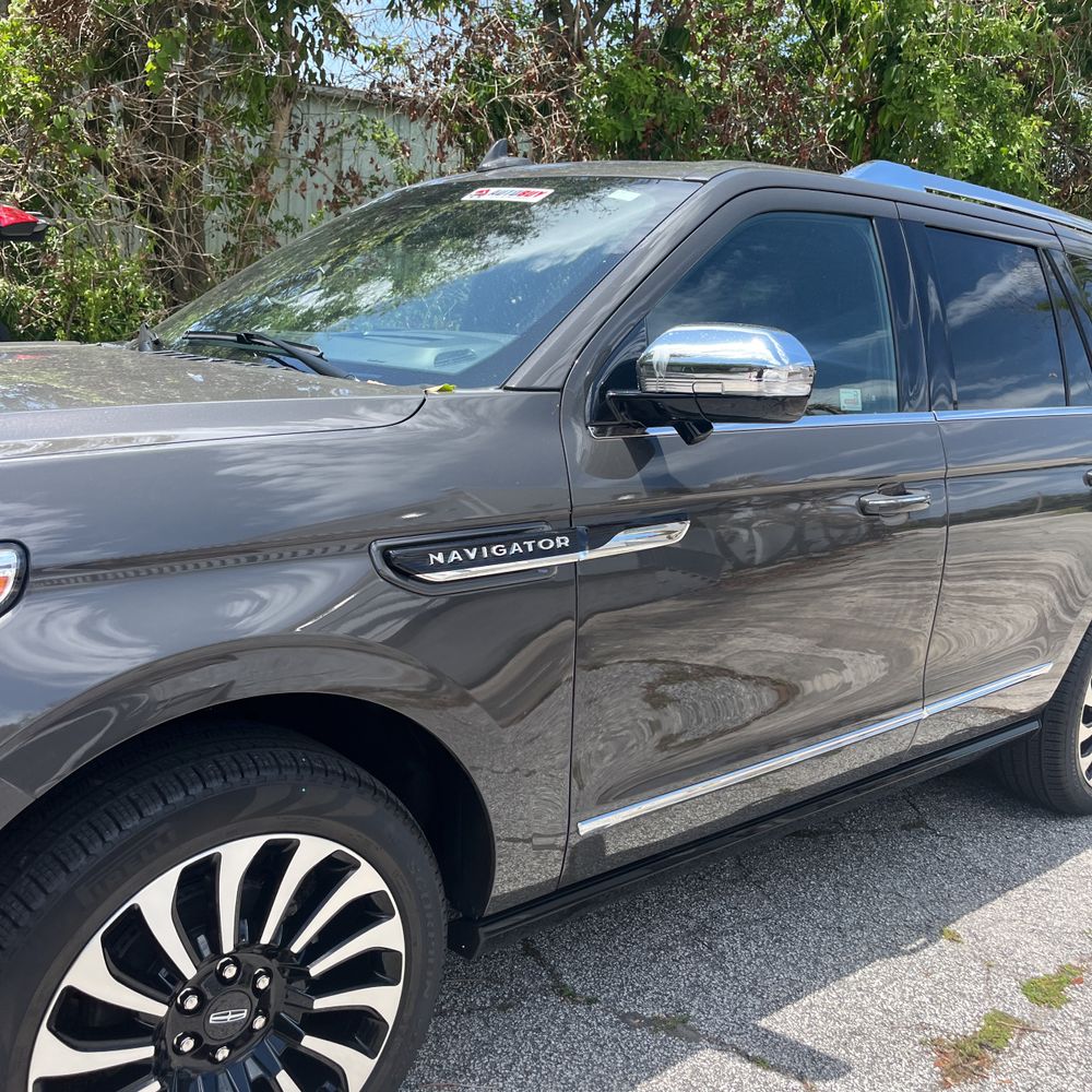 2024 Lincoln Navigator Black Label