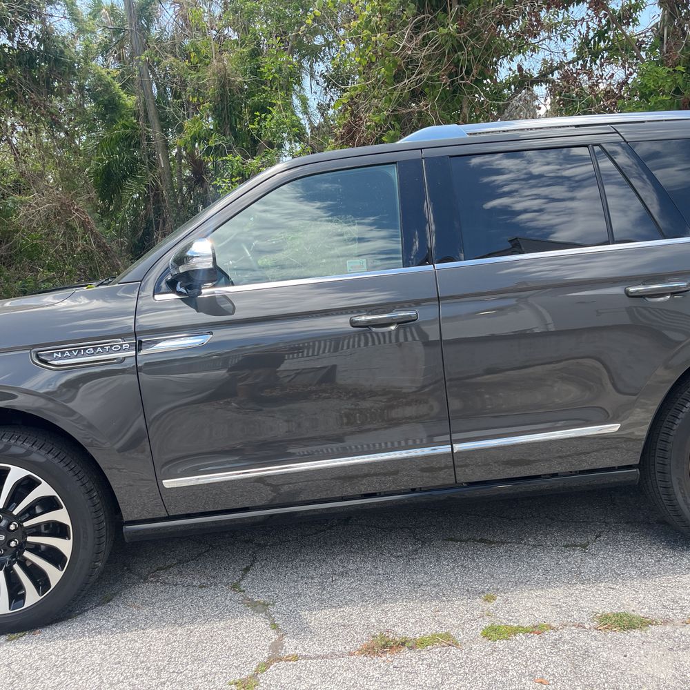 2024 Lincoln Navigator Black Label