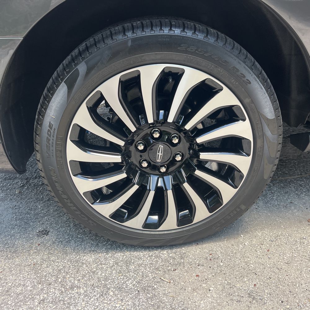 2024 Lincoln Navigator Black Label