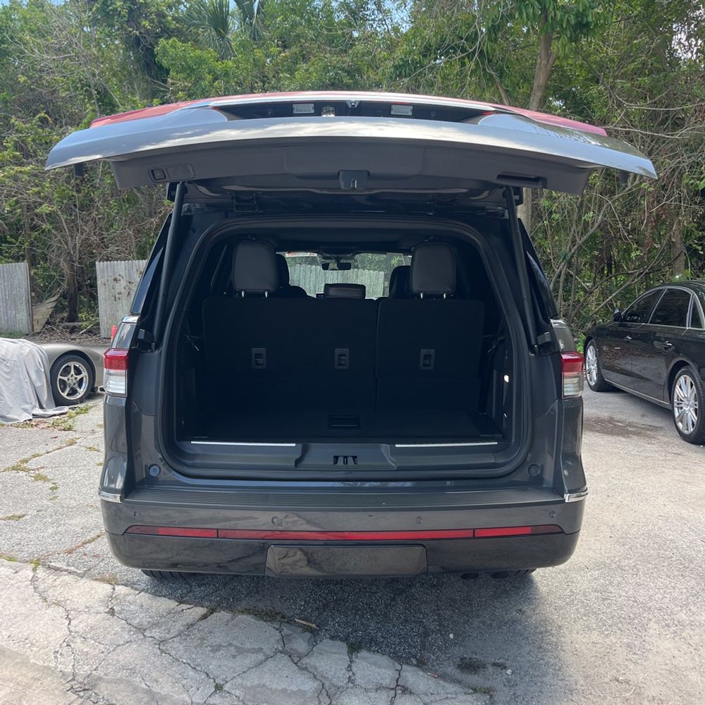 2024 Lincoln Navigator Black Label