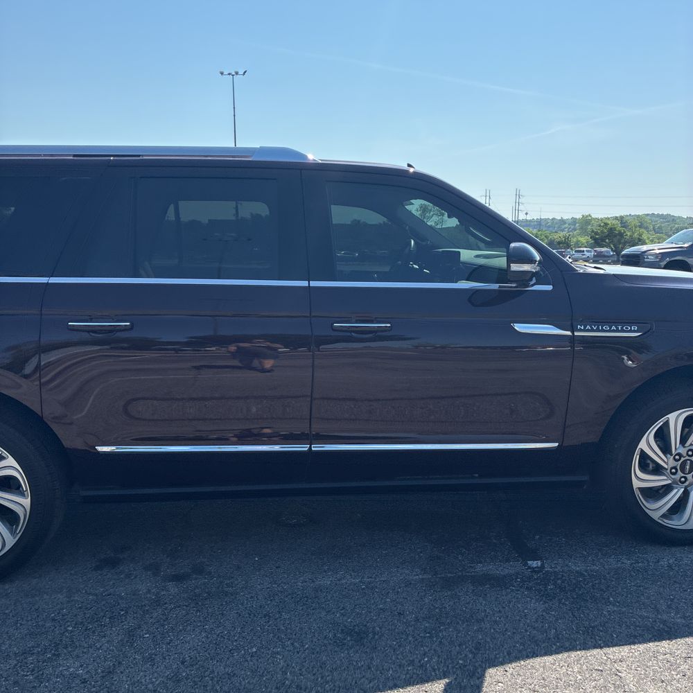 2024 Lincoln Navigator L Reserve