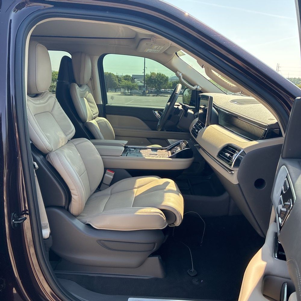 2024 Lincoln Navigator L Reserve