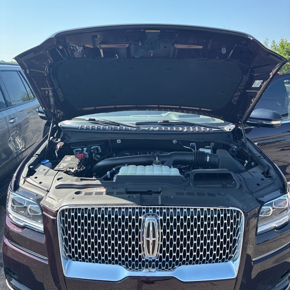 2024 Lincoln Navigator L Reserve