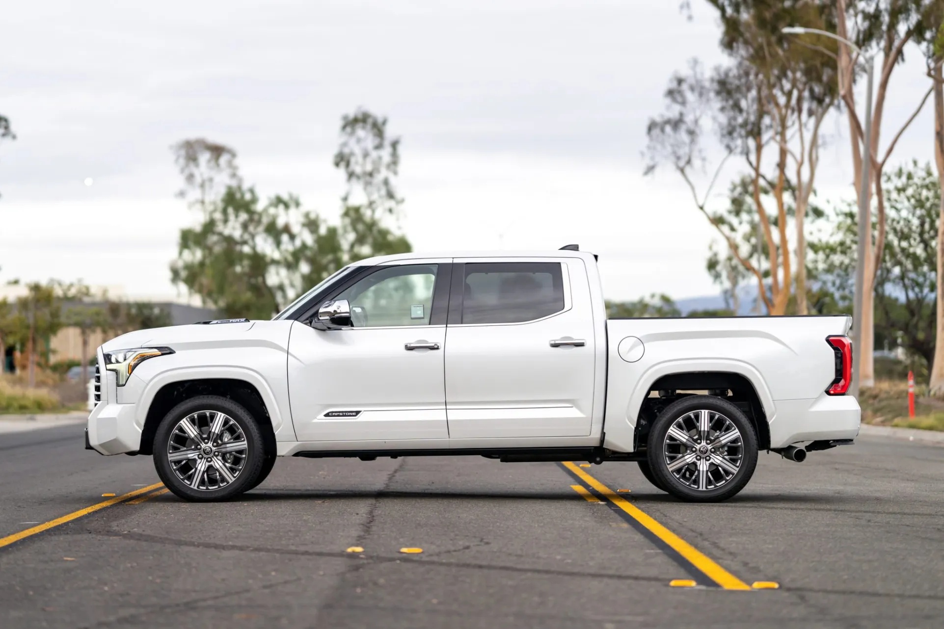 2023 Toyota Tundra Hybrid Capstone