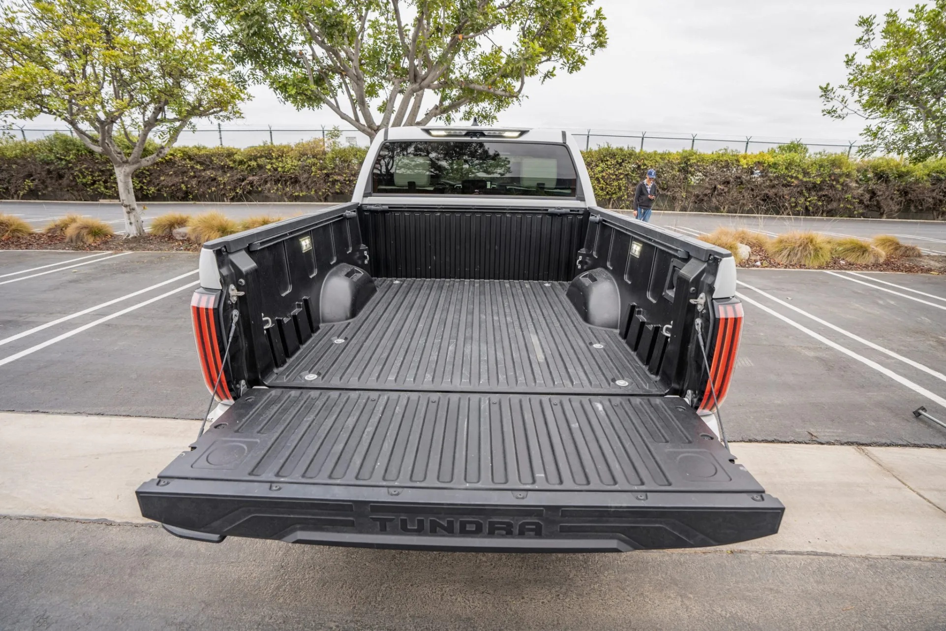 2023 Toyota Tundra Hybrid Capstone