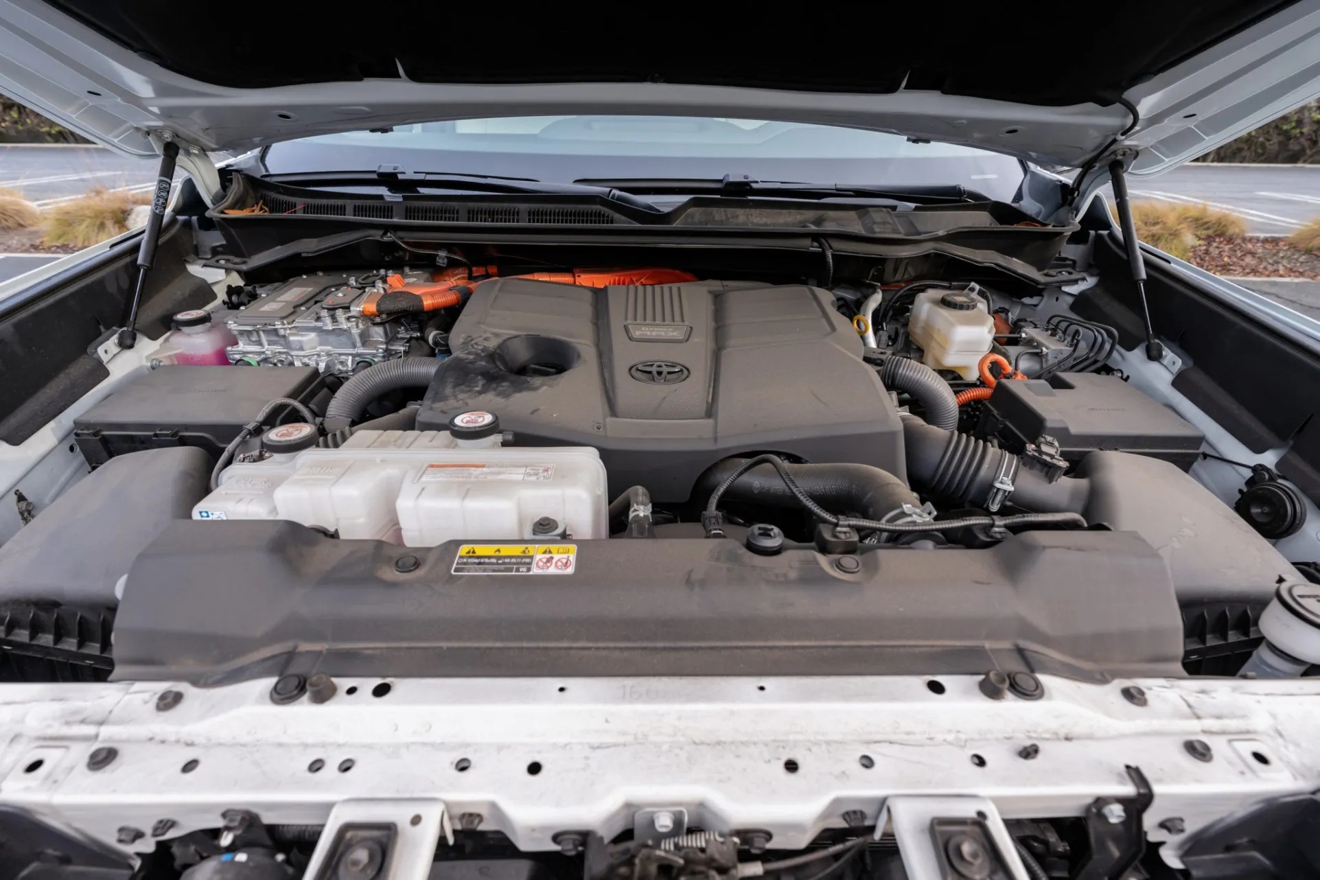 2023 Toyota Tundra Hybrid Capstone