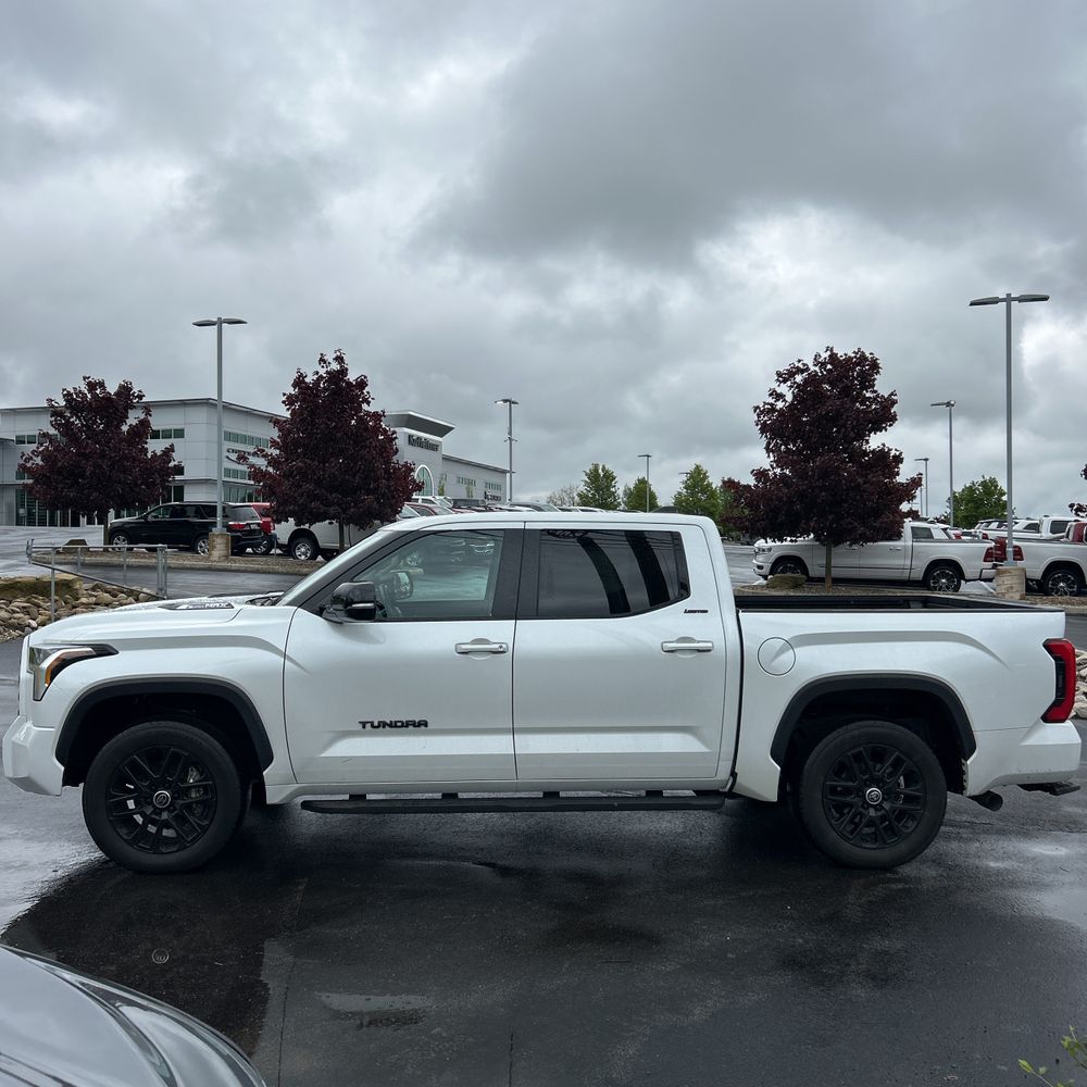 2024 Toyota Tundra Limited HV