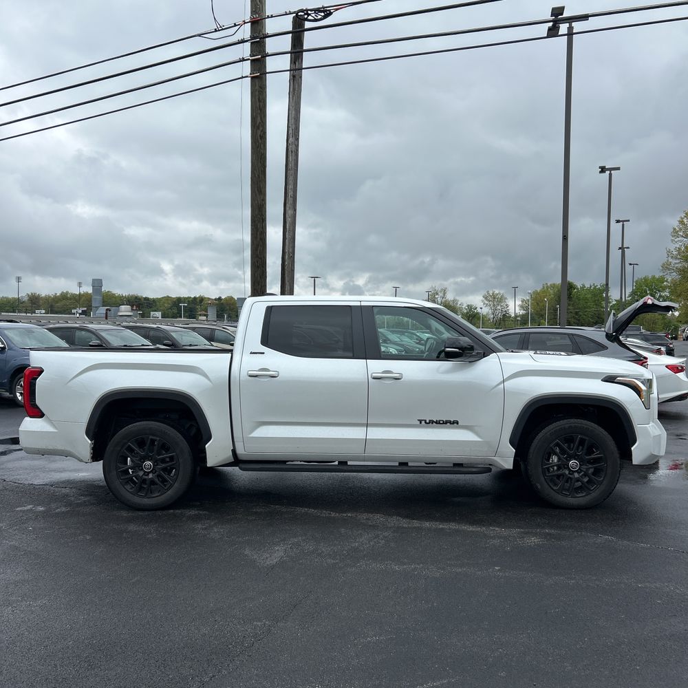 2024 Toyota Tundra Limited HV