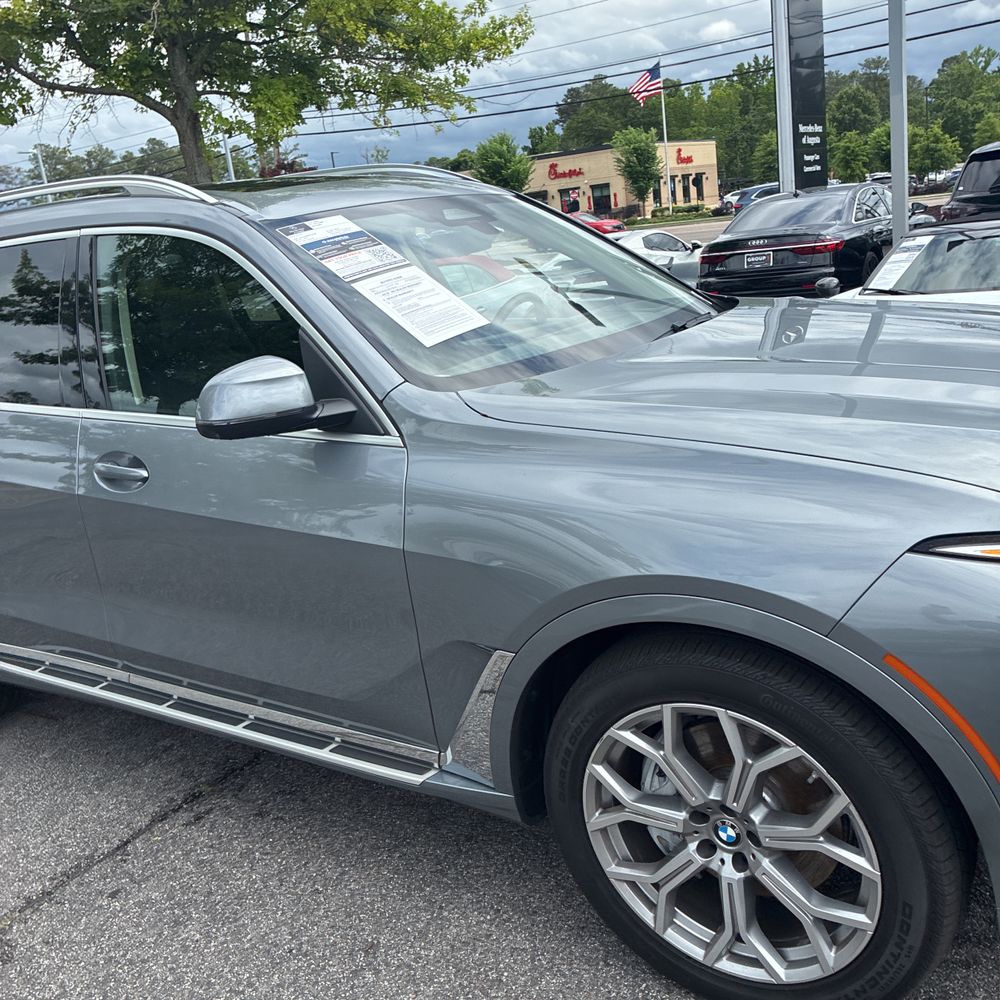2024 BMW X7 xDrive40i