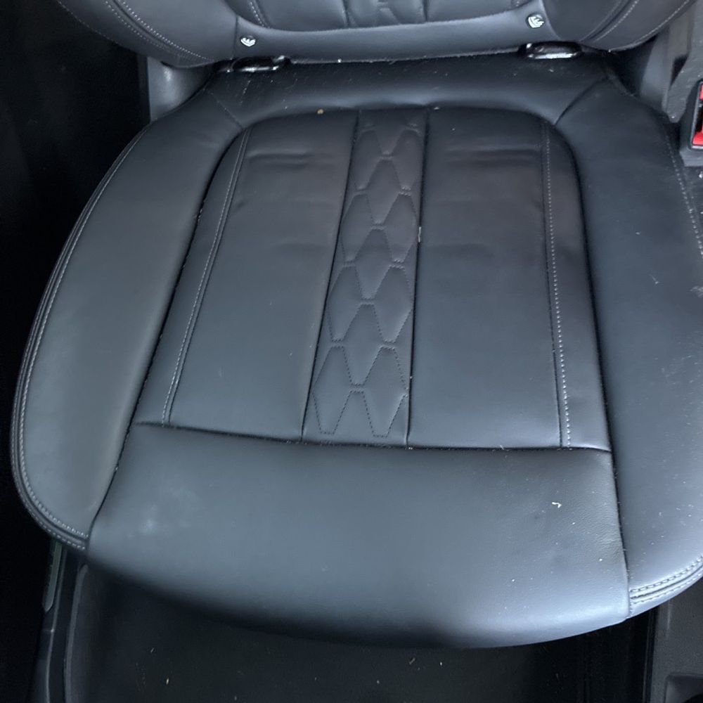 2023 BMW X7 M60i
