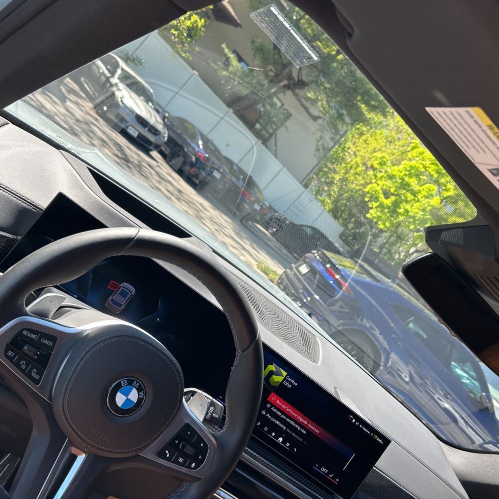 2025 BMW X5 M60i